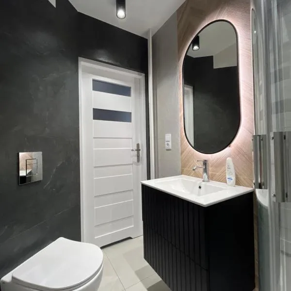 Nowoczesny Apartament Centrum przy PKP, hotel din Częstochowa
