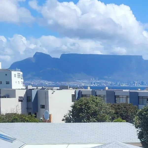 The Palace Twin Rooms, hotell sihtkohas Bloubergstrand