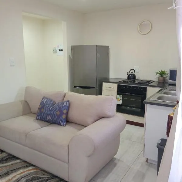 Mount View Apartment, hotel in Volksrust