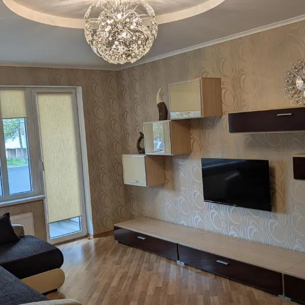 Celtnieku 8, hotel em Ventspils