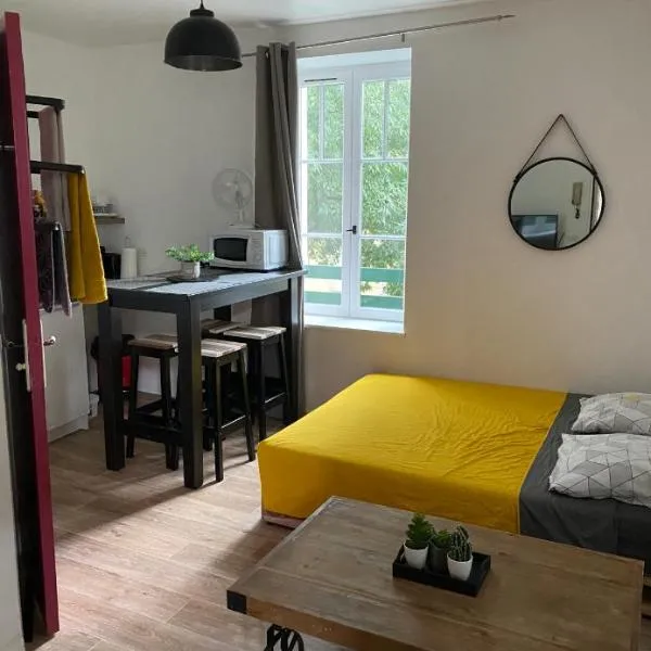 Studio coeur de ville, hotel v destinaci Figeac
