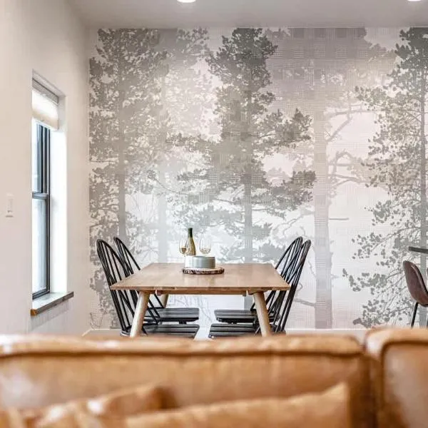 Unique Townhome with AC Garage Patio, hotel u gradu 'Driggs'