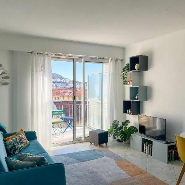 Risso - charming one bedroom with a balcony,尼斯的飯店