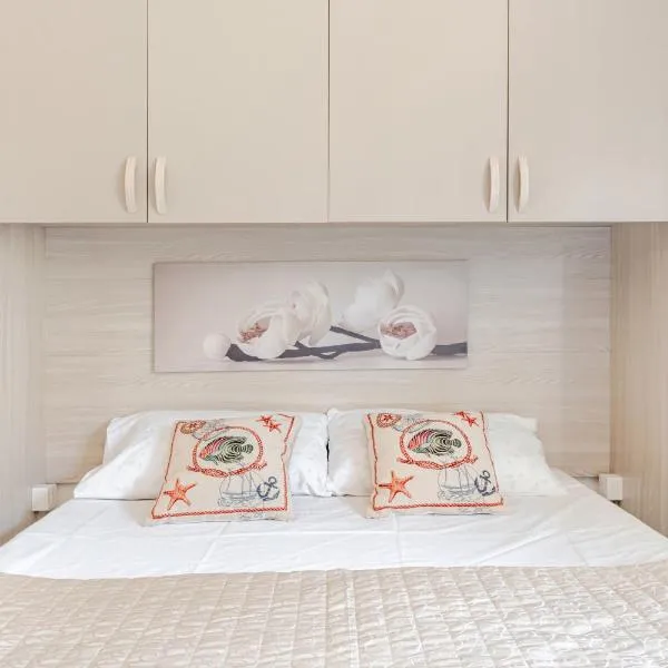 Alba sul mare-Appartamento a 270 M dal mare, viešbutis mieste Casa Santa