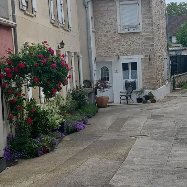 Près du Vicomte, hotel u gradu Maincy