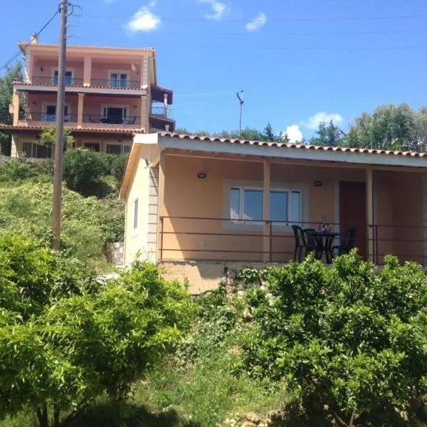 Takis & Eirini Family Apartments, hotel v destinaci Perama