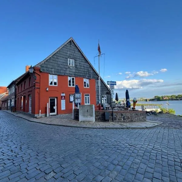 Millers Kate mit Elbblick, hotel v destinaci Lauenburg