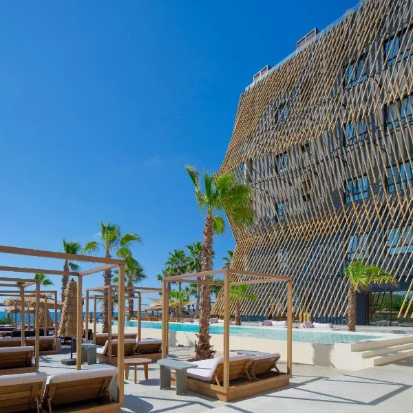 Be Batroun, hotel v destinaci Batroûn