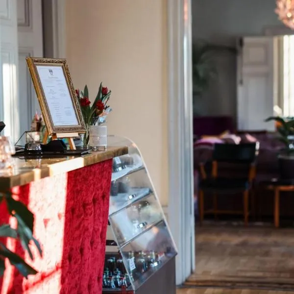 Rosersbergs Slottshotell, hotel v destinaci Rosersberg