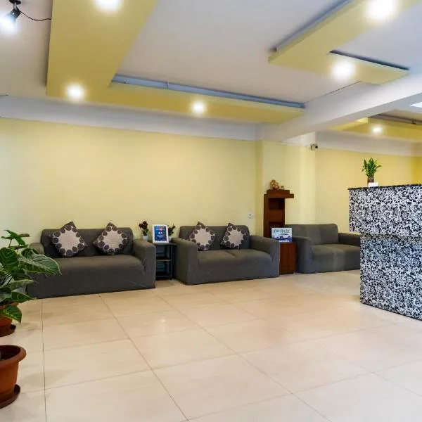 HOTEL NILADRII GALAXY, hotel u gradu Siliguri