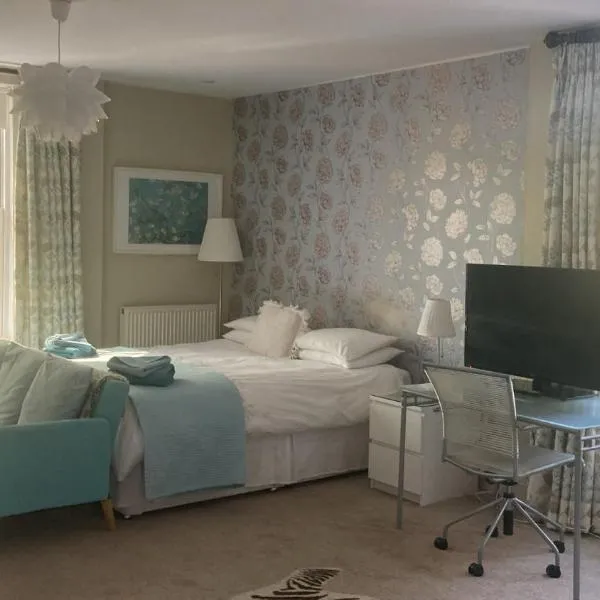 Lingwood Hall, hotel i Lingwood
