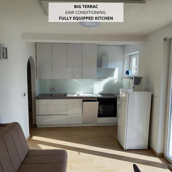 Apartment Rose, hotel Marezigében