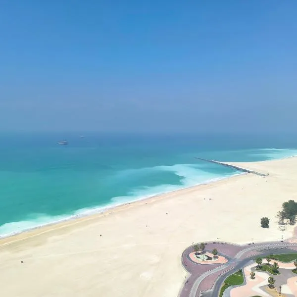 Sunset Ajman Beach - kids friendly, hotel in Ajman 