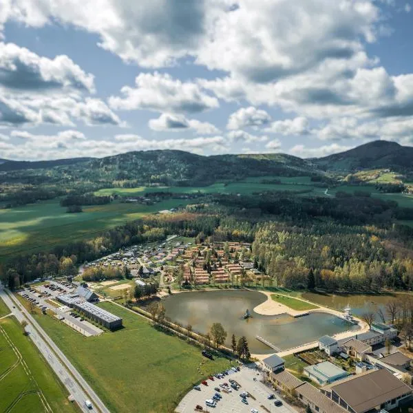 Trixi Park Zittauer Gebirge - Ferienhäuser, Hotel und Camping, hotel v destinaci Großschönau