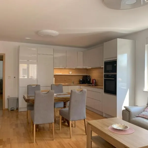 apartman Lavanda, hotel in Valbandon