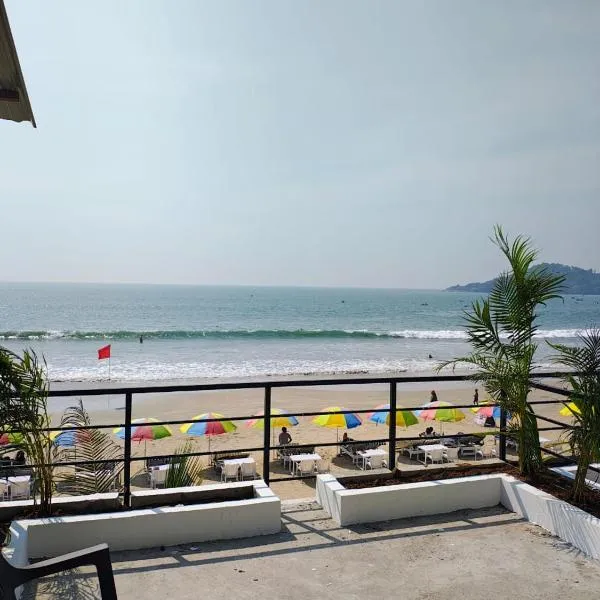 GA10 sand castle vivaans resort, hotel v destinaci Canacona
