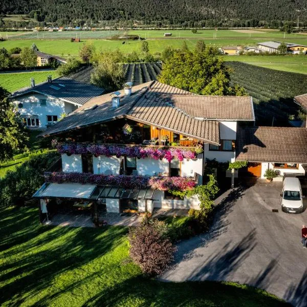 Ferienwohnung Simlhof, hotel a Inzing