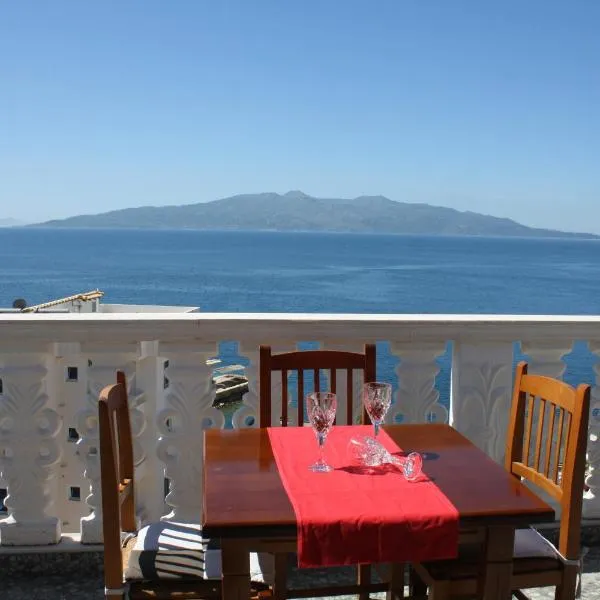 Villa Mucho, hotel a Sarandë