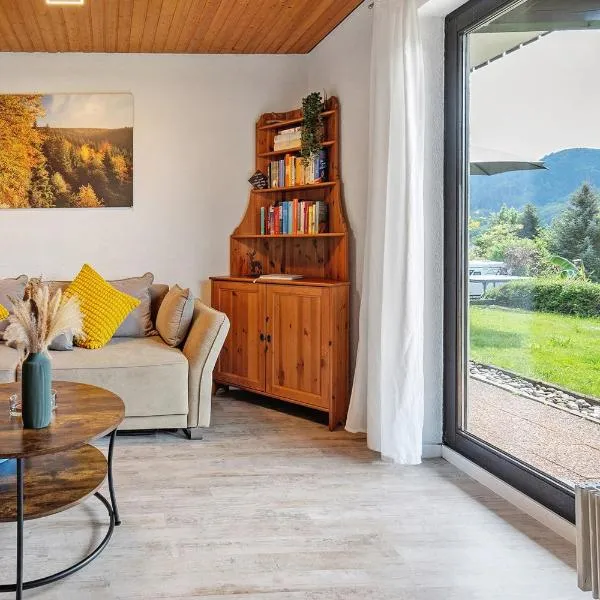 Schlossblickwohnung Schiel, hotel v destinaci Gernsbach