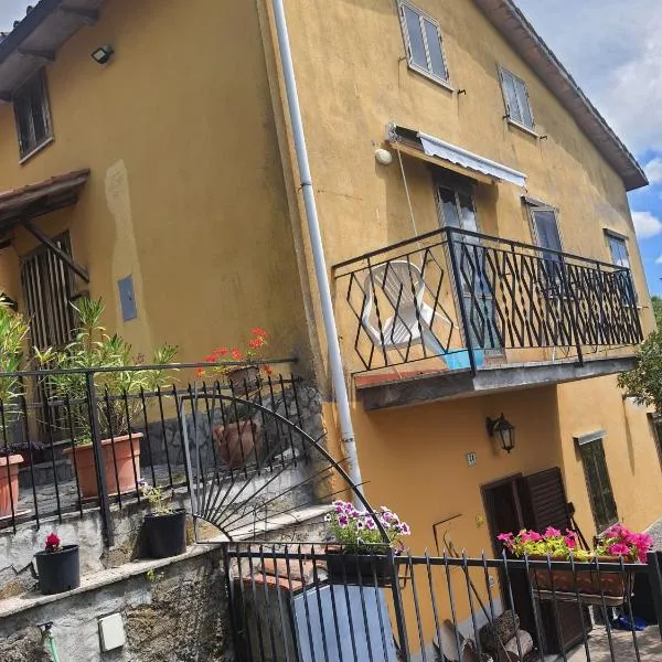 Casa lorella, hotel in Santa Fiora