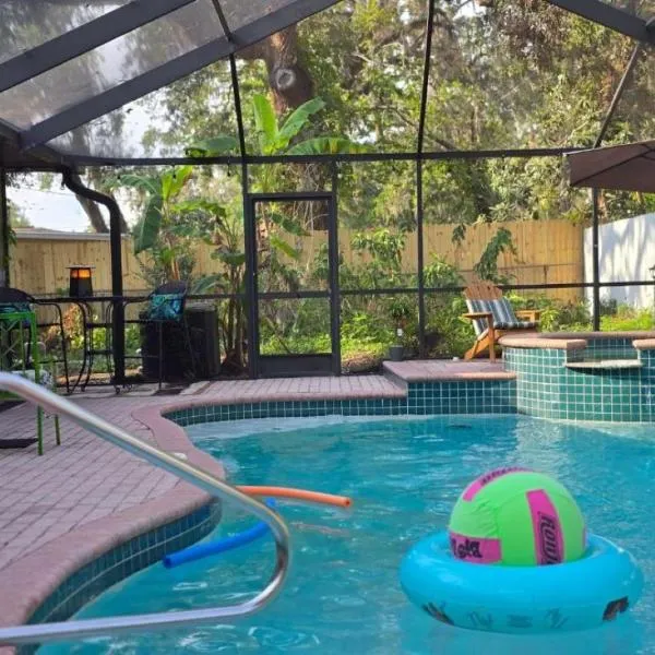 Jungle Oasis By Busch Gardens USF and Amphitheater, hotel in Tampa