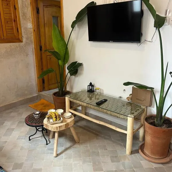 Taghazout Gem - 2BR, Fast Wi-Fi, hotel in Agadir