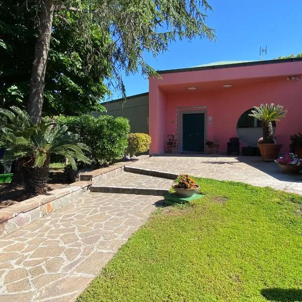 Villa Rita Guest House Torvaianica, hotel v destinaci torvaianica