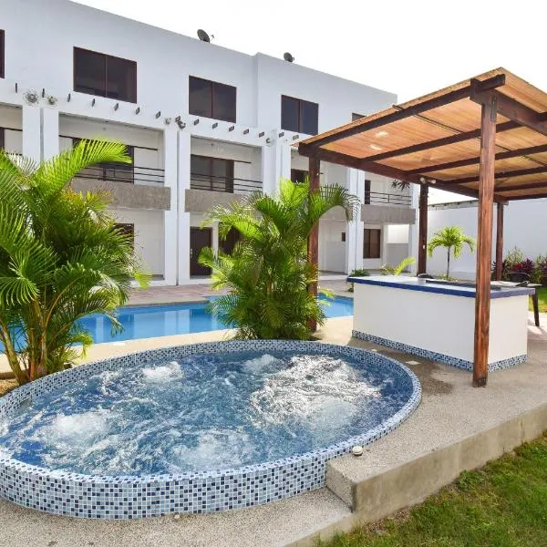 Casa entera en Salinas - 3 pisos Piscina Jacuzzi Wifi Parqueo, hotel v destinaci Salinas