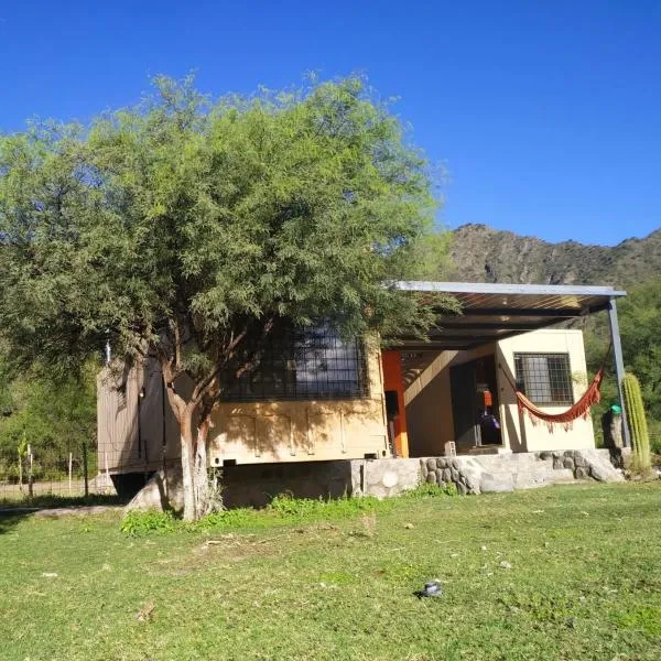 Cabañas Nido de Cóndores, hotel in San Agustín de Valle Fértil