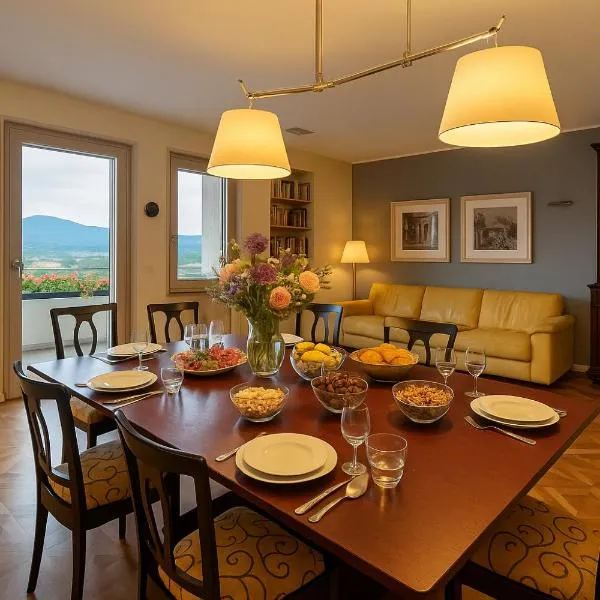 Il Grattacielo Luxury Home - Pinerolo Center - Confort and Beautiful View, hotel in Pinerolo