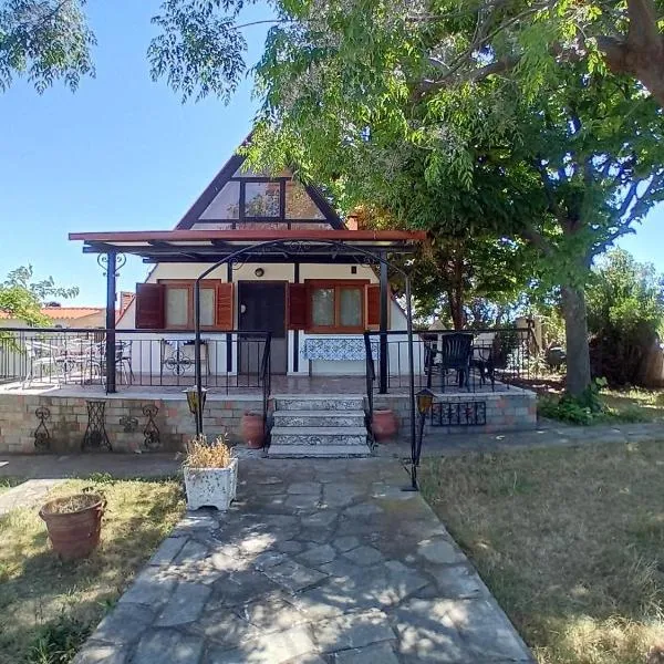 Jeni's cottage, hotel in Nea Iraklia
