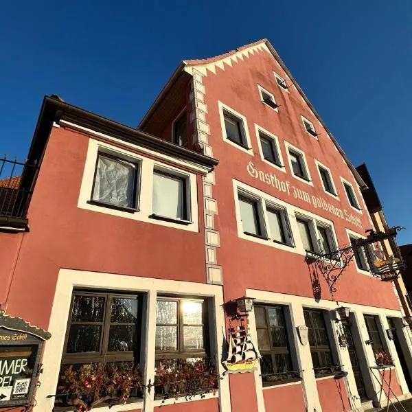 Gasthof zum goldenen Schiff - Lehm, Stil & Altstadtflair, hotel v destinaci Marktbreit