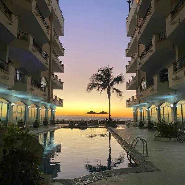 Ocean Front- Marina View- Tiara Sands Resort, Sleeps 4, hotel v destinaci Mazatlán