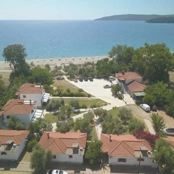 Mikro Xorio, hotel v destinaci Vathi