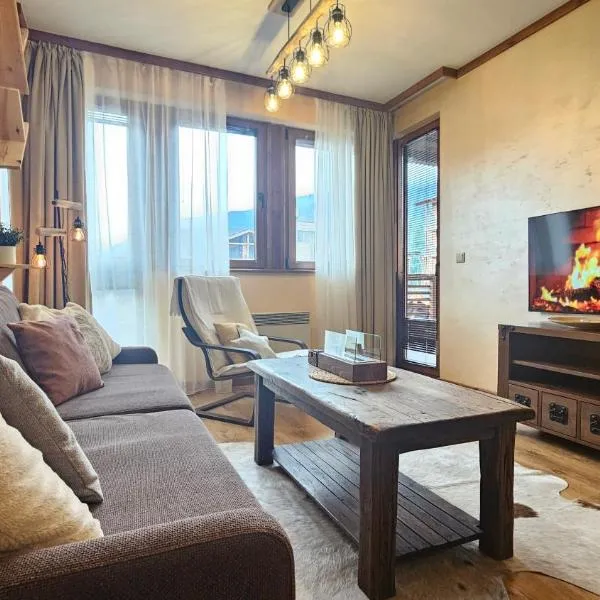 Forest nest Cozy apartment white balcony on the hill, hotel in Bansko