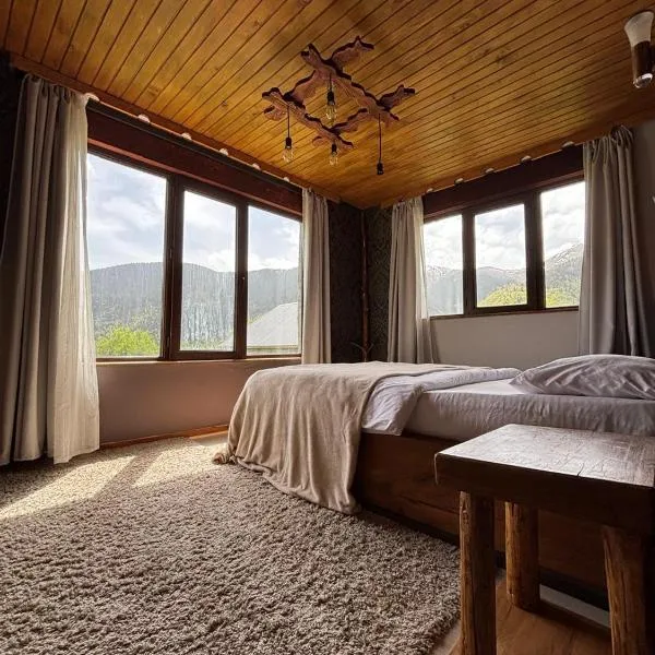 Guest House Shuan, hotel v destinaci Chokhuldi