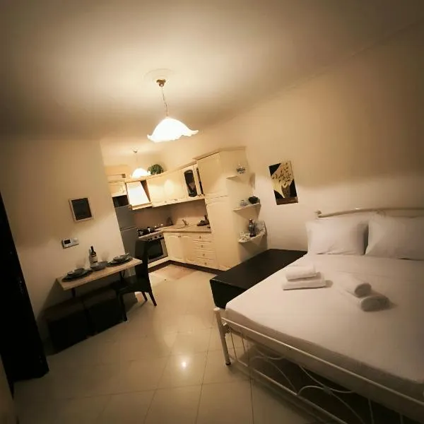 Areti House, hotel in Loutraki