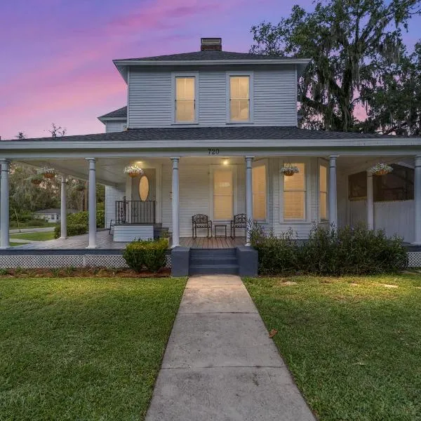 Martin B- historic district apt with pool, hotel in Ocala