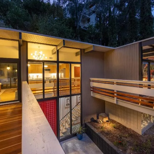 New Listing Architectural Villa by Colby & Conrad