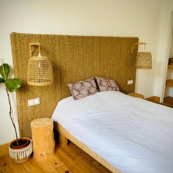 Cowabunga guesthouse - peaceful and spacious, beach is just 200m away, hotel em Mimizan