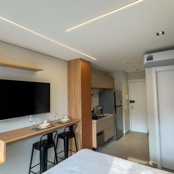 Lindo Studio Próximo Metrô e Shopping Ibirapuera
