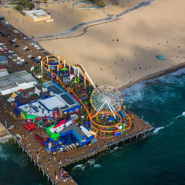 12 Walk Promenade Heart Santa Monica