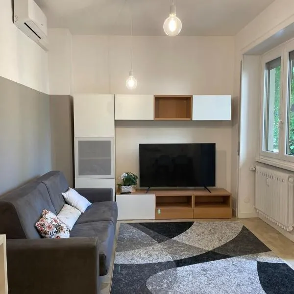 Pit Stop Apartment 2K21 - MXP - Busto Arsizio, hotel Busto Arsizióban