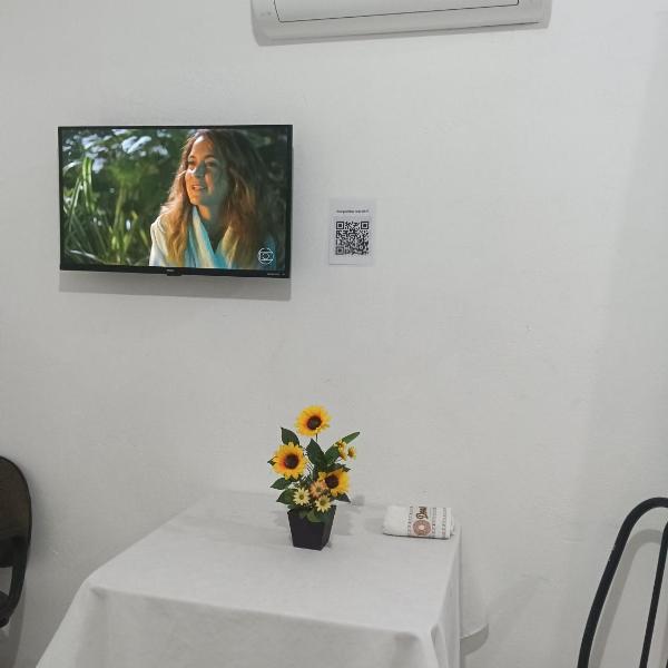 Pousada santos ll, kitnet confortável com ar condicionado - Foto 5