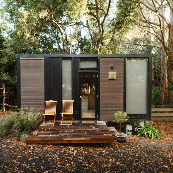 Pekapeka Tiny House by Tiny Away, hotel v destinaci Owaka