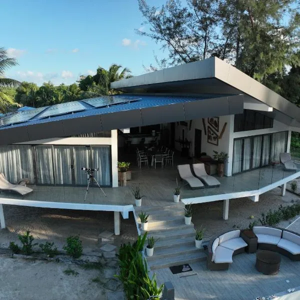 Eagle Bay Retreat Borneo Beach Villas Beach Front, hotel v destinaci Kumbatang