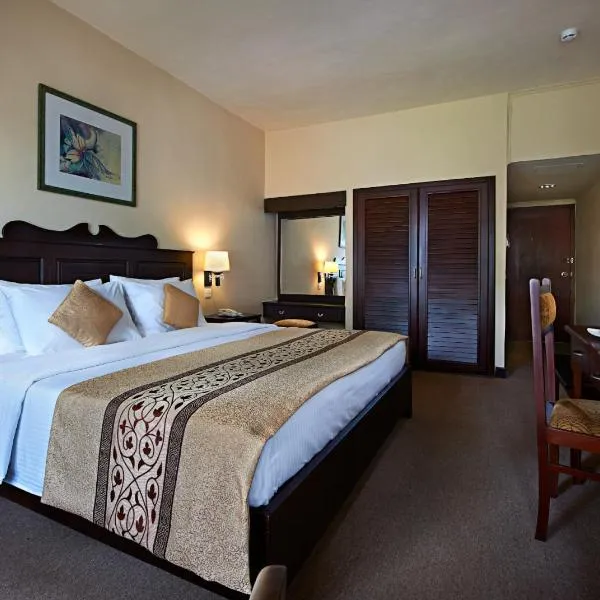 Berjaya Hotel Colombo, hotel v destinaci Mount Lavinia