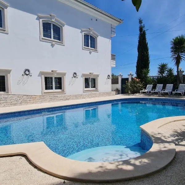 Villas de Nazare, hotel di Maceira