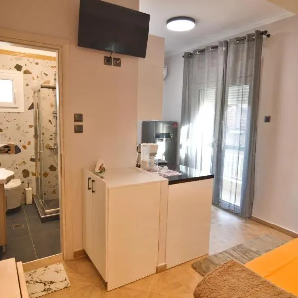 Theo Studio Lake View Escape, hotel in Kastoria
