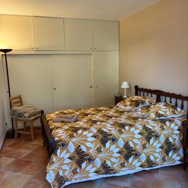 Villa Mutti, hotel em Beaune-la-Rolande